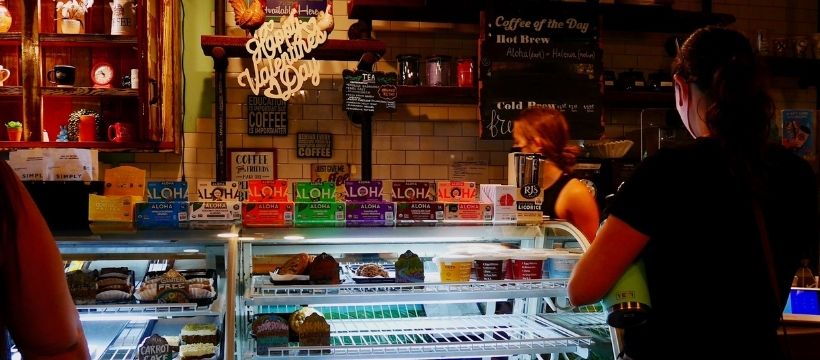 ハワイ、屋内マスク着用義務解除へ